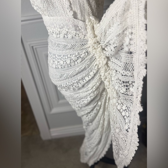 JUST BEE QUEEN
Tulum Ruched Crochet Midi Dress - Picture 6 of 17